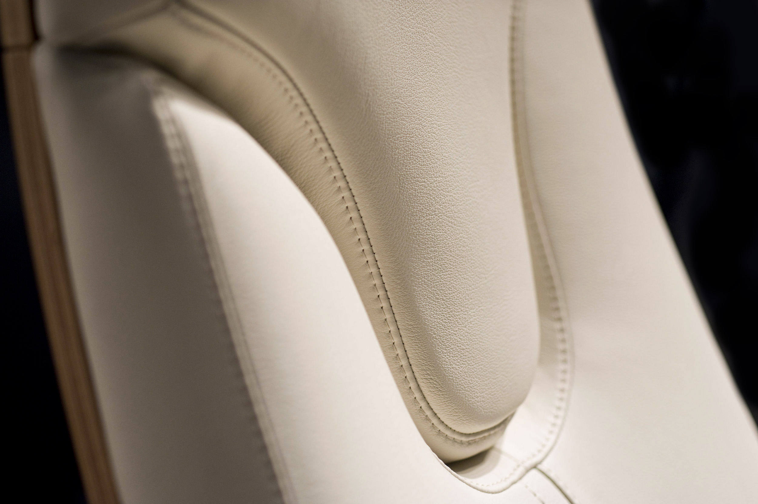 7.stresemannco01highloungechairt_38